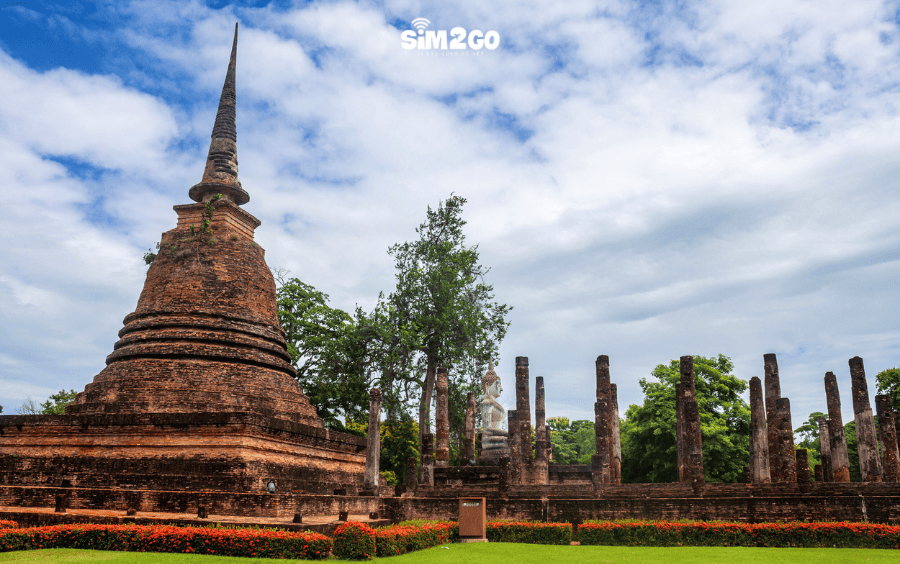 wat-sa-si-la-diem-ngam-hoang-hon-dep-nhat-sukhothai